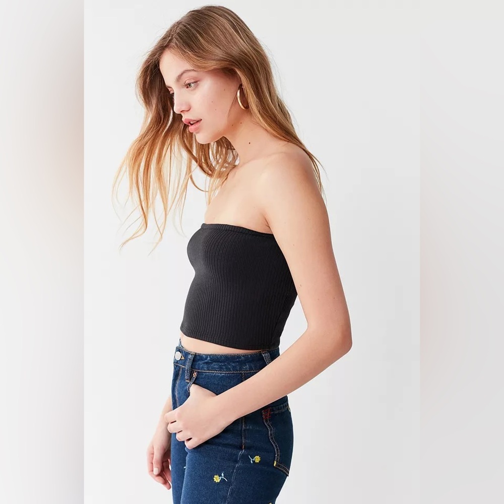 UO Hallie Ribbed Knit Tube Top - Picture 1 of 4